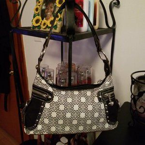 Shoulder purse